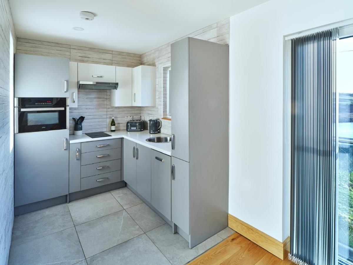 Red Watch Apartment オーバン エクステリア 写真